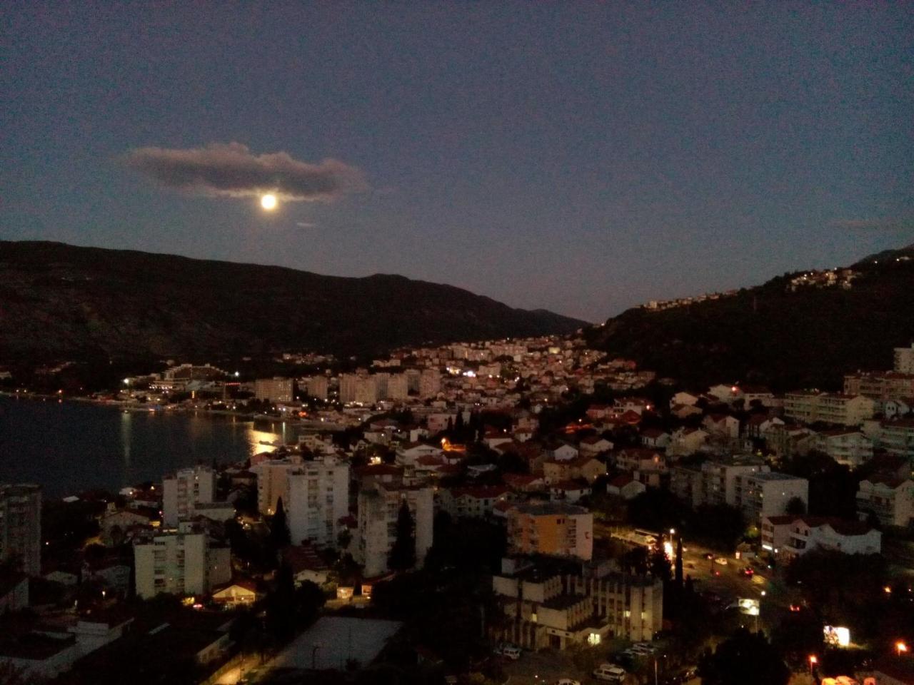 Apartmani Lovor Herceg Novi Zewnętrze zdjęcie